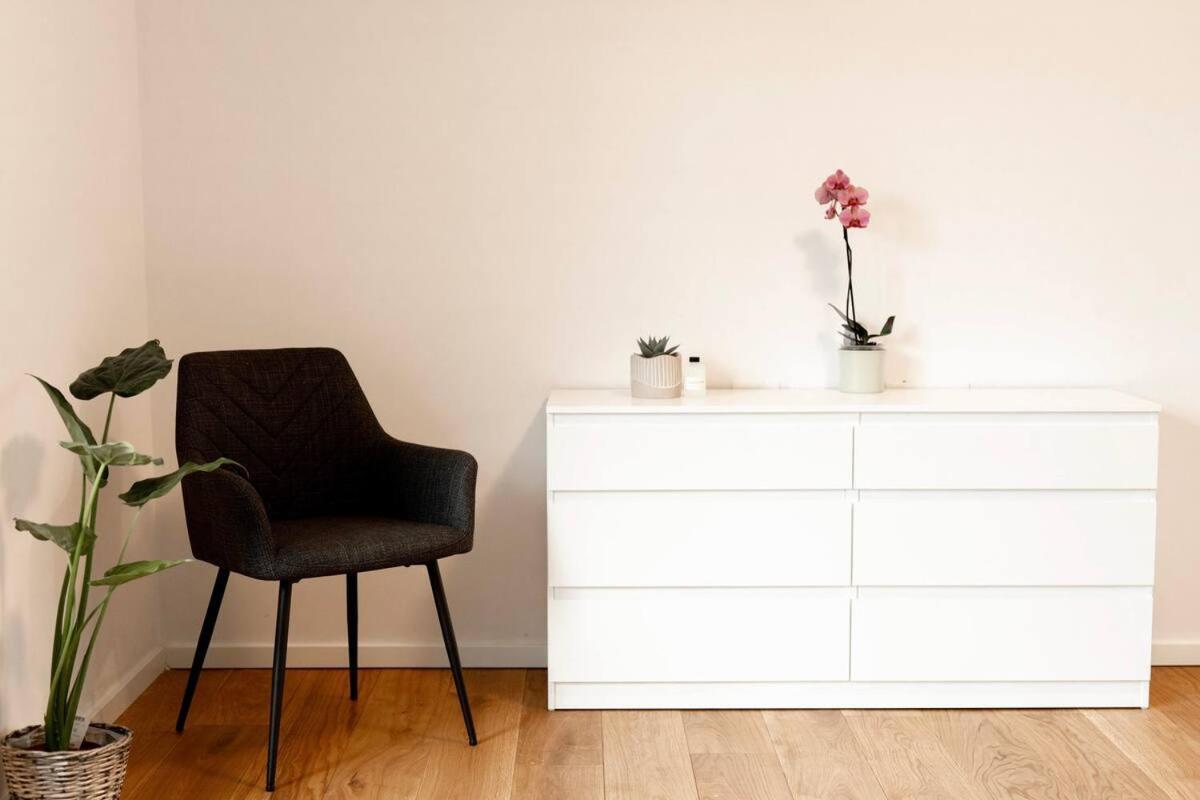 Aura Apartments Zirovnica Eksteriør bilde