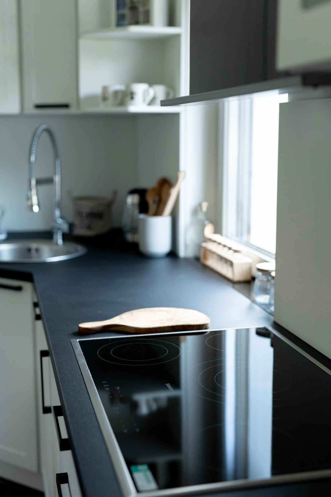 Aura Apartments Zirovnica Eksteriør bilde