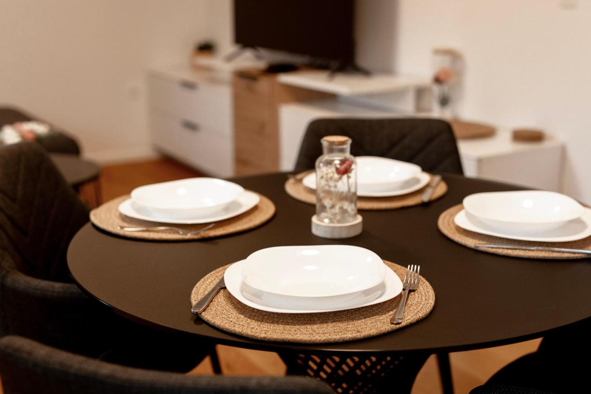 Aura Apartments Zirovnica Eksteriør bilde