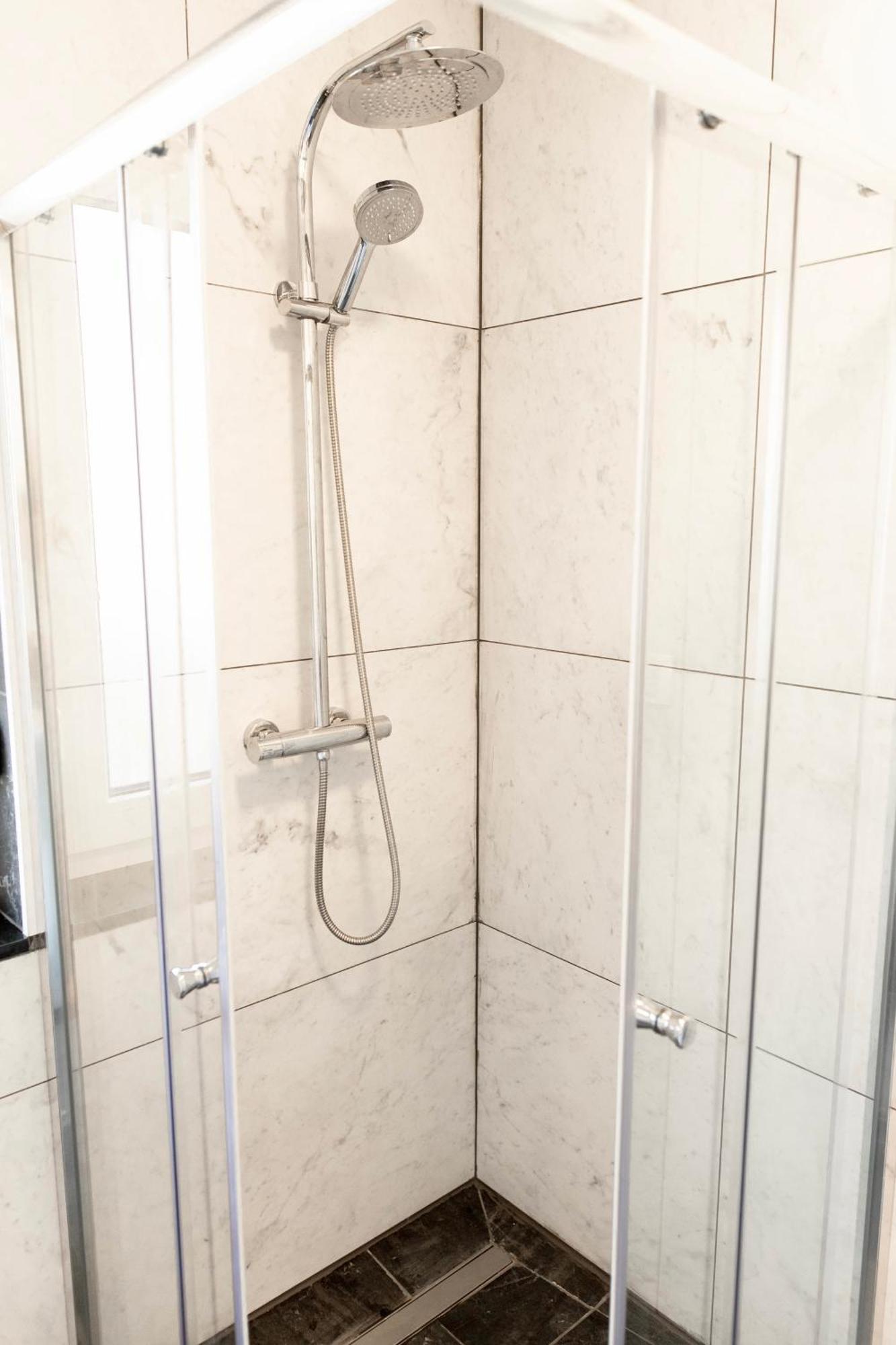 Aura Apartments Zirovnica Rom bilde